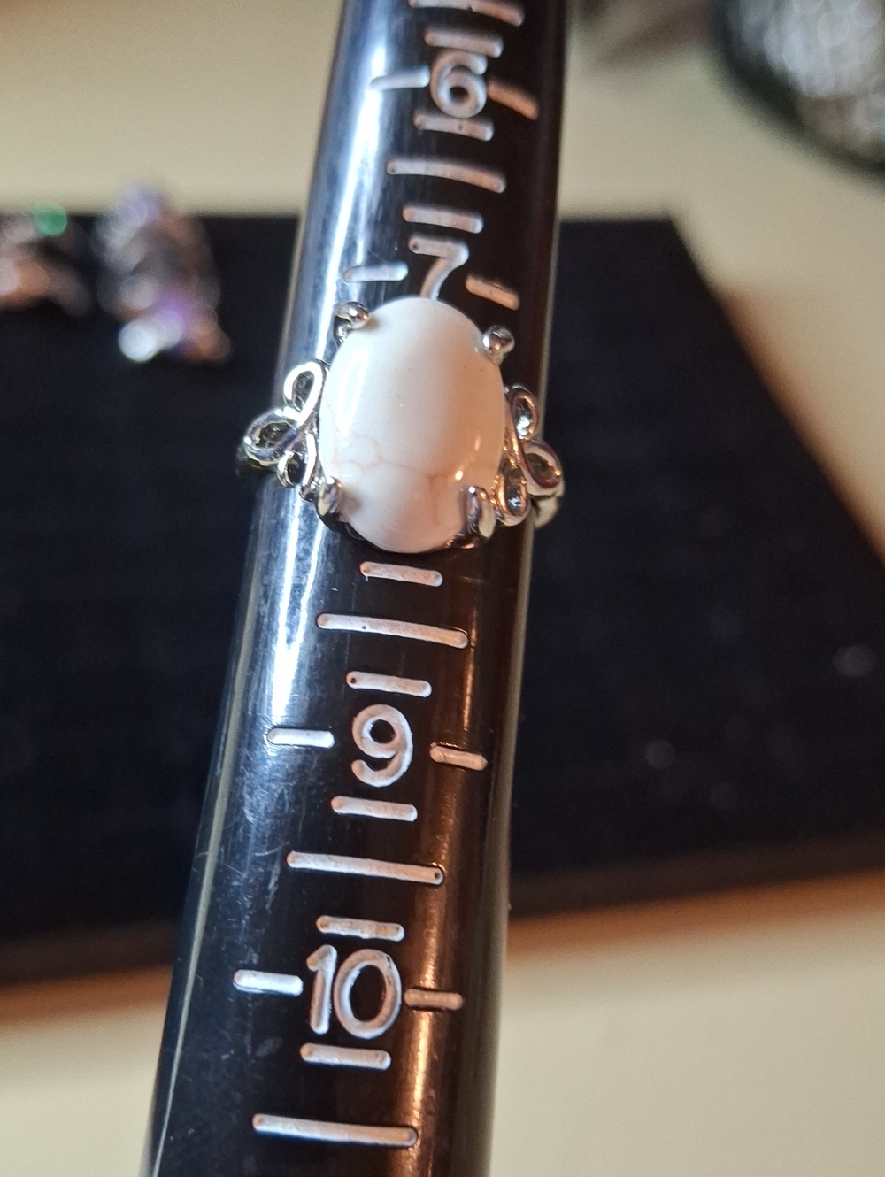 White Stone Silver Tone Ring - Elegant Oval Cabochon New Sz 8